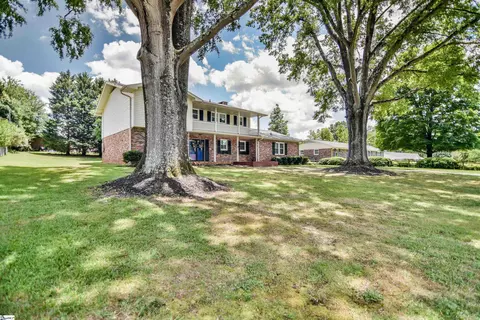 Exterior - 213 Devon Dr, Mauldin, SC 29662 photo 4 of 7