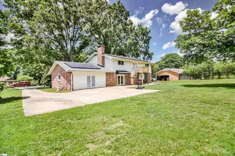 Exterior - 213 Devon Dr, Mauldin, SC 29662 photo 2 of 7