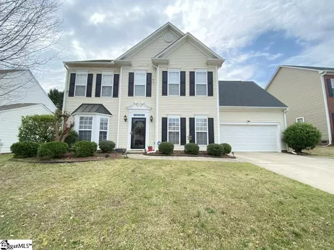 19 Bellow Falls Dr, Greer, SC 29650