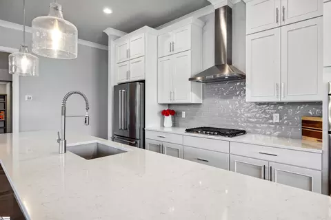 Kitchen - 105 Ridan Rd, Mauldin, SC 29662 photo 3 of 4