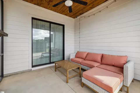 Exterior - 105 Ridan Rd, Mauldin, SC 29662 photo 4 of 6