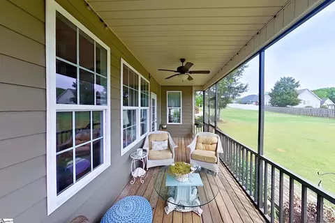 Exterior - 419 S Pendernale Dr, Moore, SC 29369 photo 7 of 9
