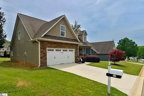 Exterior - 419 S Pendernale Dr, Moore, SC 29369 photo 3 of 9