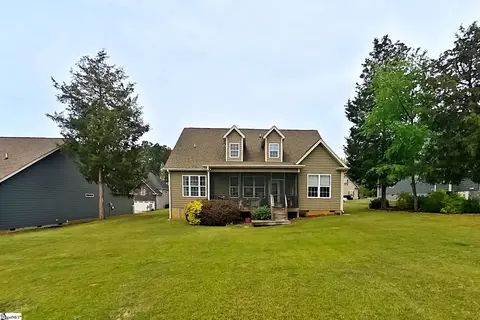 Exterior - 419 S Pendernale Dr, Moore, SC 29369 photo 9 of 9