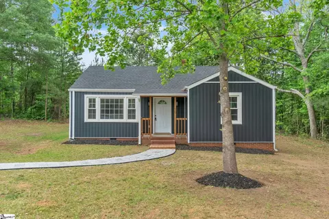 10 Forest Ln, Williamston, SC 29697 photo 2