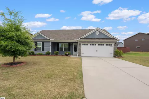 6 Snowy Ct, Fountain Inn, SC 29644
