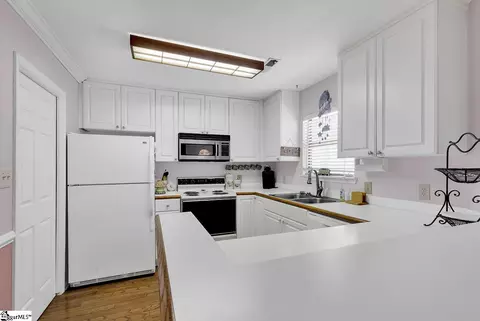 612 S 14th Ave, Surfside Beach, SC 29575 photo 4