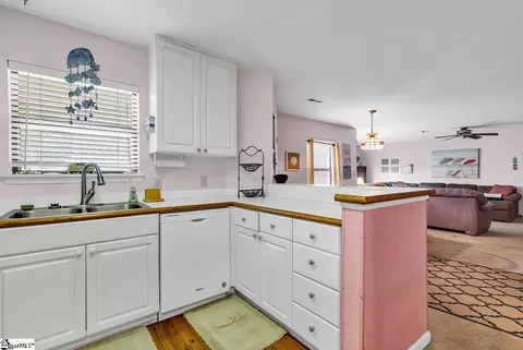 612 S 14th Ave, Surfside Beach, SC 29575 photo 9