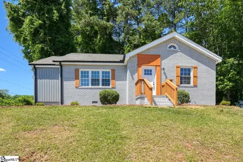 5 Edwards Mill Rd, Taylors, SC 29687