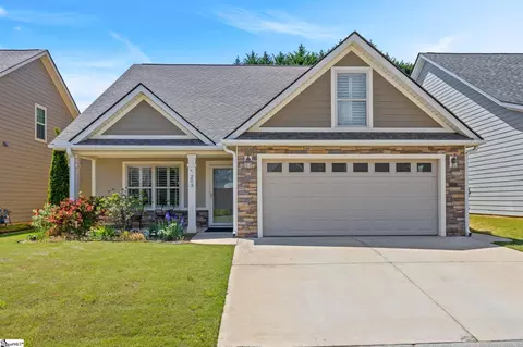 203 Rock Slide Ct, Taylors, SC 29687