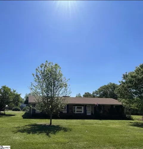 707 709 Harvey Rd, Greer, SC 29651