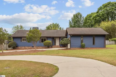 3 Walden Way, Taylors, SC 29687