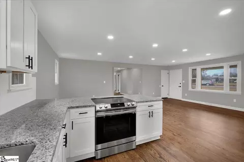 Kitchen - 203 Wolfe Rd, Greer, SC 29650 photo 3 of 3