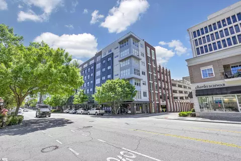 100 E Washington St UNIT 46, Greenville, SC 29601