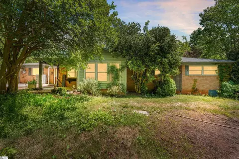731 Cool Creek Dr, Greer, SC 29651