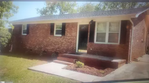 111 Helen St, Piedmont, SC 29673