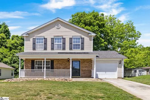 203 E Corley Ln, Spartanburg, SC 29303