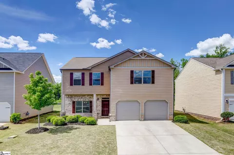 213 Elmhaven Dr, Simpsonville, SC 29681