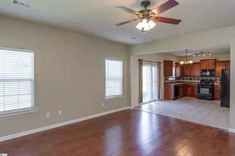Living - 505 Chartwell Dr, Greer, SC 29650 photo 6 of 6