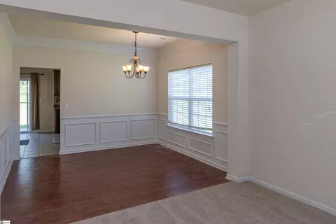 Living - 505 Chartwell Dr, Greer, SC 29650 photo 2 of 6