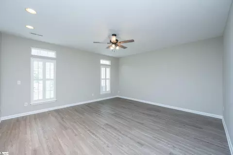 Living - 405 Junebug Dr, Mauldin, SC 29662 photo 1 of 4