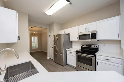 Kitchen - 405 Junebug Dr, Mauldin, SC 29662 photo 1 of 1