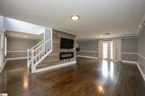 205 N Celestial Dr, Greer, SC 29651 photo 7