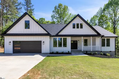 4218 N Blue Ridge Dr, Greer, SC 29651