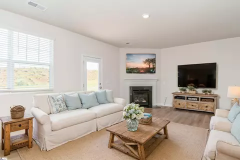 324 E Compass Way, Easley, SC 29640 photo 7