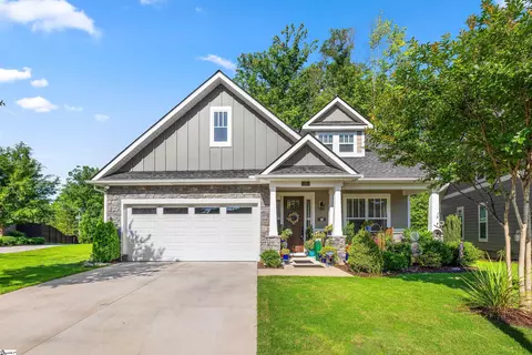 5 Cromarty Ln, Simpsonville, SC 29681