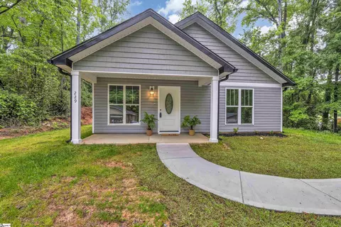 229 Victor Ct, Greer, SC 29651