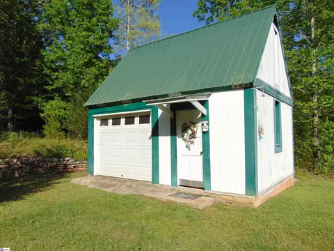 108 Shady Ln, Easley, SC 29640 photo 11