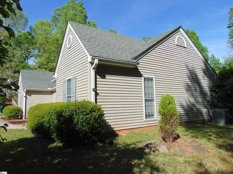 108 Shady Ln, Easley, SC 29640 photo 7