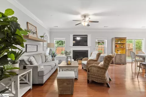 606 Millervale Rd, Greer, SC 29650 photo 5