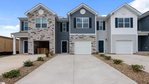 742 Embark Cir, Greer, SC 29651