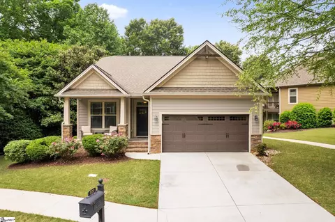101 Beaumont Creek Ln, Greenville, SC 29609