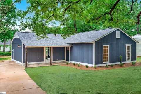 137 Valley Brook Rd, Piedmont, SC 29673