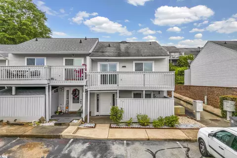 28 Spinnaker Ct, Greenville, SC 29611