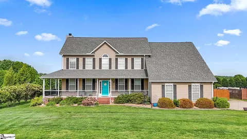 408 Saddlebred Dr, Pelzer, SC 29669