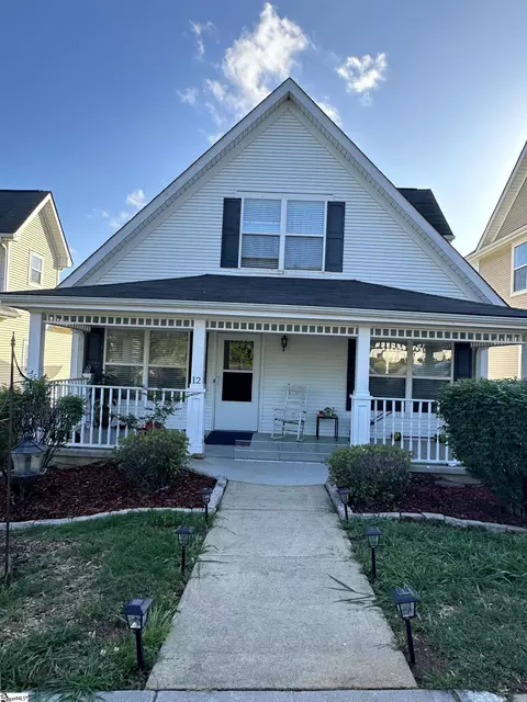 12 Fleming St, Greenville, SC 29607