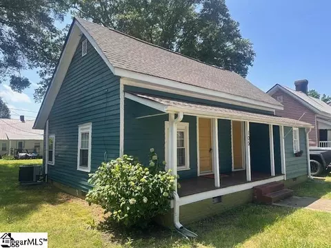 105 3rd St, Fountain Inn, SC 29644