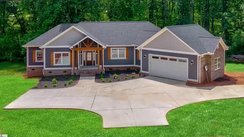 344 Enoree Rd, Travelers Rest, SC 29690