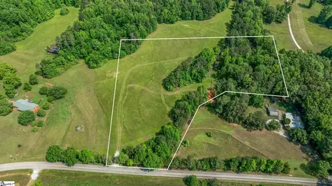 1379 Wilsontown Rd, Laurens, SC 29360