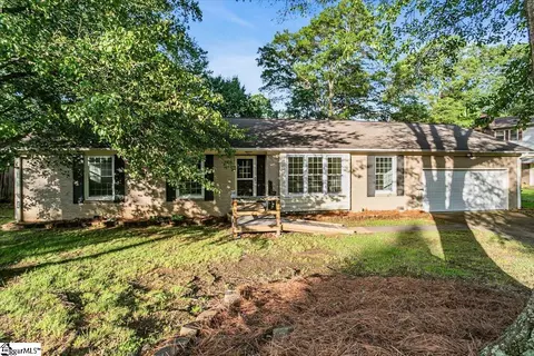 603 Great Glen Ct, Greenville, SC 29615