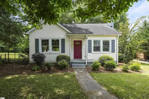 823 N Franklin Rd, Greenville, SC 29617