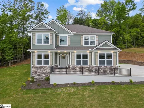 107 Eagles Crest Dr, Marietta, SC 29661