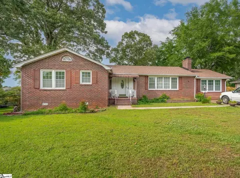 111 High Valley Blvd, Greenville, SC 29605
