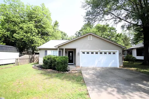 101 Marchant St, Greer, SC 29651