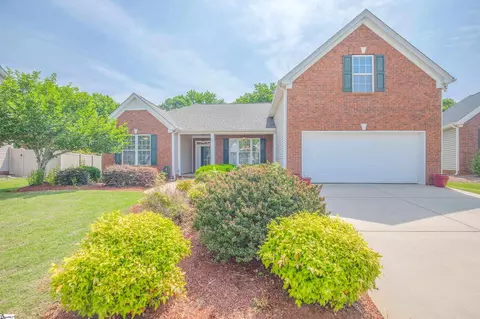 315 Surrywood Dr, Greenville, SC 29607