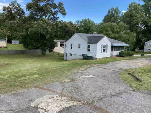 2850 N Hwy 101, Greer, SC 29651